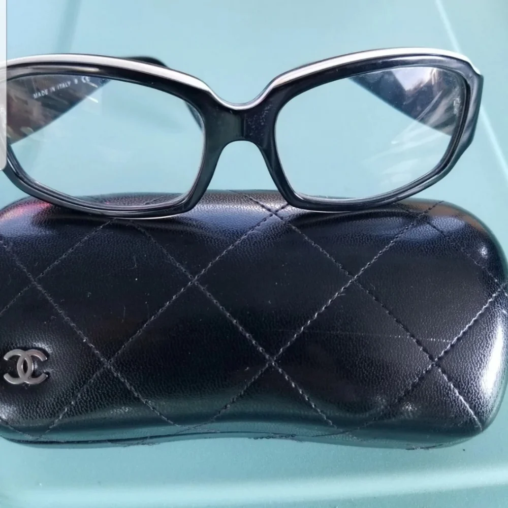 $1000 Chanel acetate eyeglasses(popular) - Picture 4 of 5